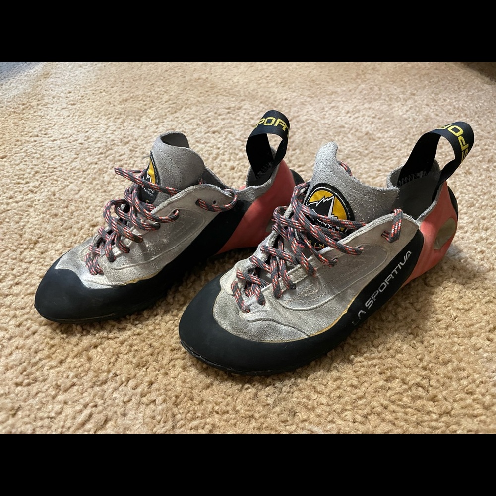 Women’s La Sportiva Finale Climbing Shoes - Size 38 (US 7)